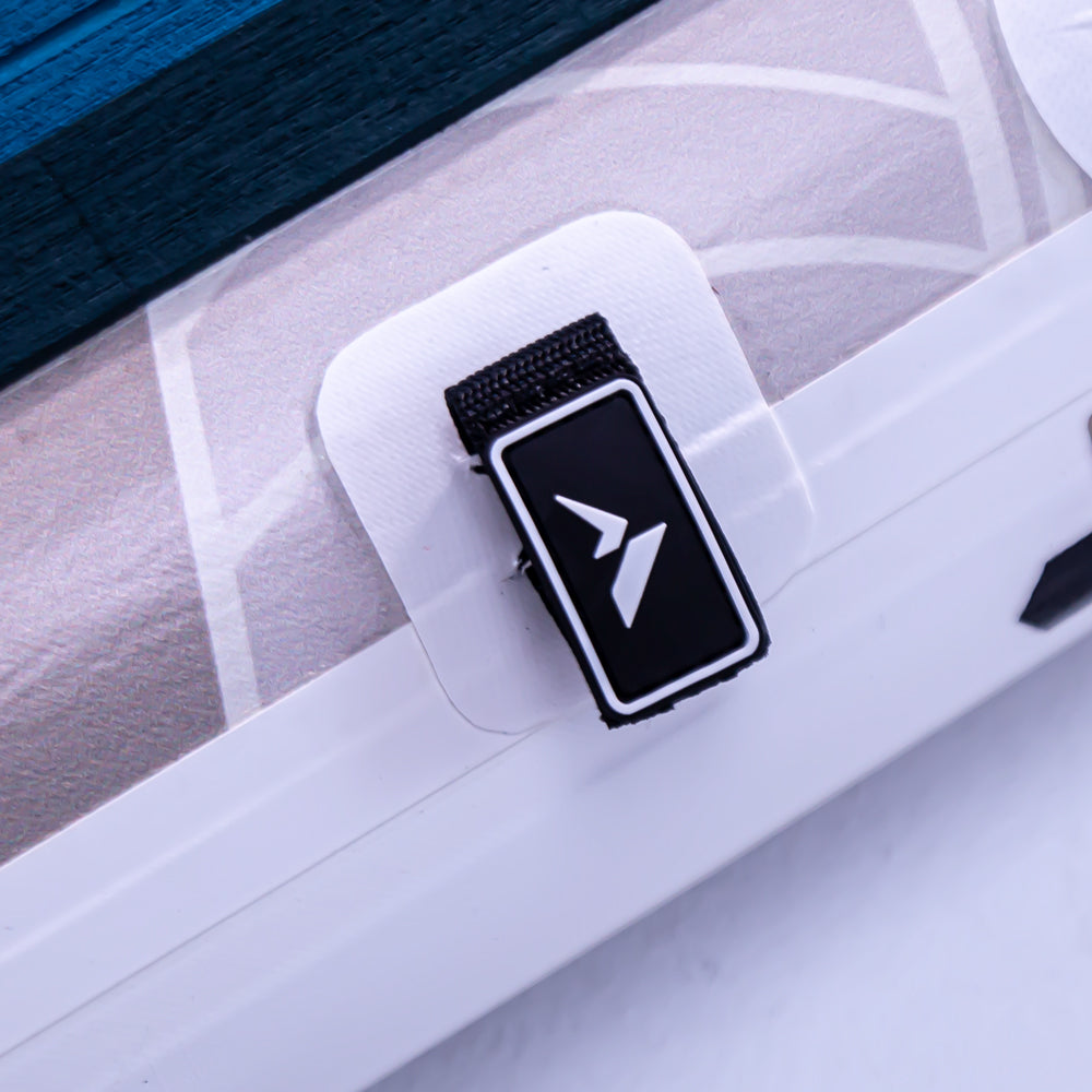 Further 110 Avalon Emerald Paddle Fastener Closeup