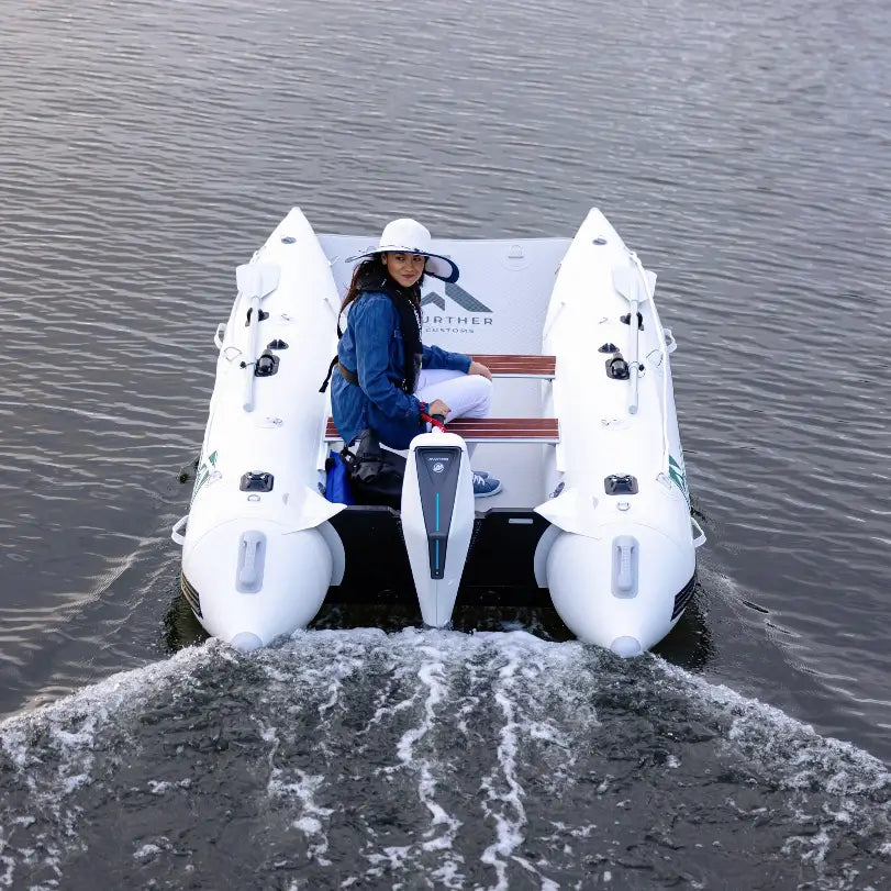 Further Customs Laguna 330 Mercury MM_Avator_7.5e Tiller_Laguna_S6A2468