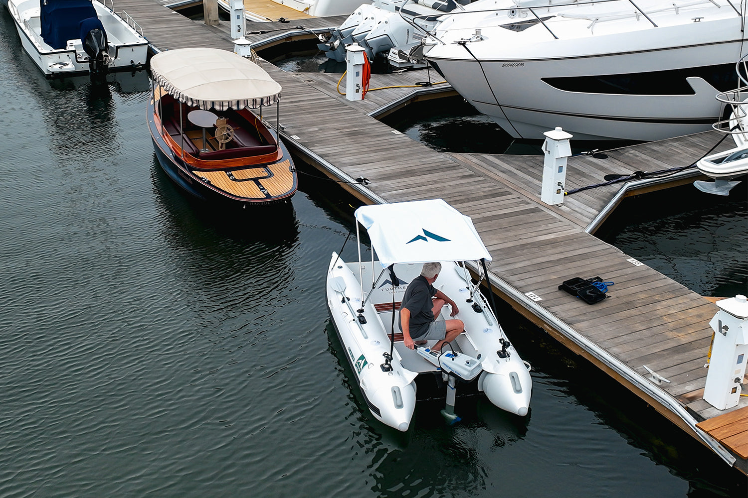 Laguna290 e propulsion newport beach